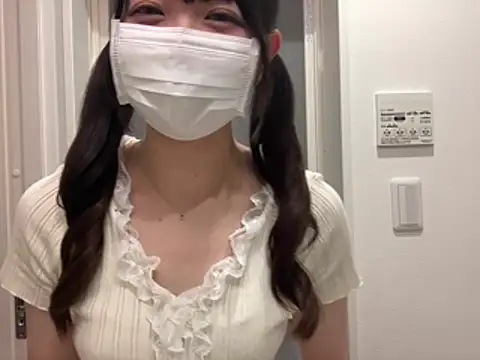 y-u-r-a-33n Live XXX chat