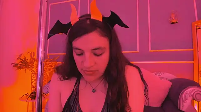 TaraTaylorr Live XXX-chat