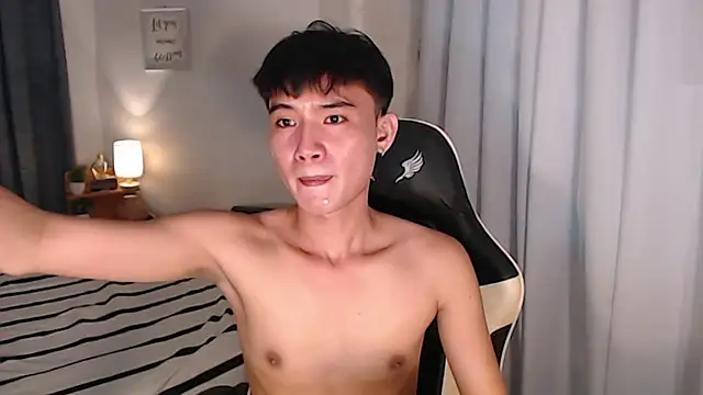asian_dai's Live XXX Chat