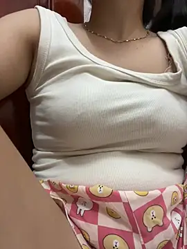 Milk_Mom99 লাইভ XXX চ্যাট