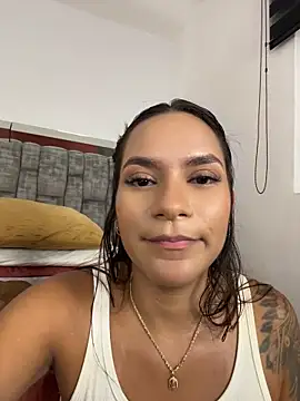 amara_wet04 Chat XXX in diretta