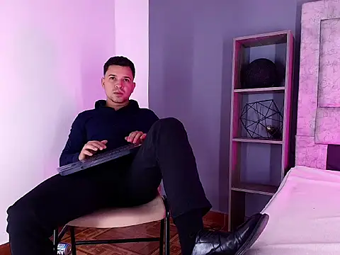 Hey_Noaah – Naživo XXX chat