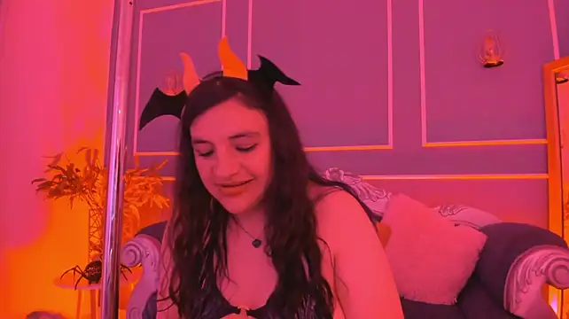 TaraTaylorr 라이브 XXX 채팅
