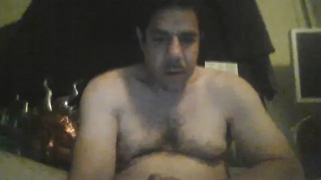 Chatroom XXX en direct de toosexy4myshirt