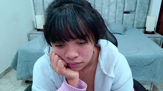 laureentt_ লাইভ XXX চ্যাট