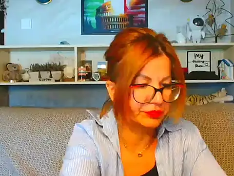 Natali3855 Adlı Modelin Canlı XXX Sohbeti