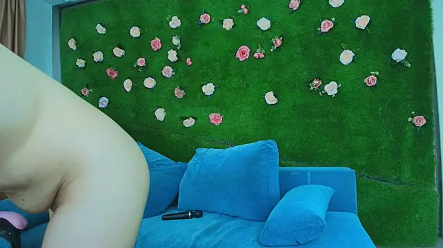 AmmyFlirty Chat XXX live