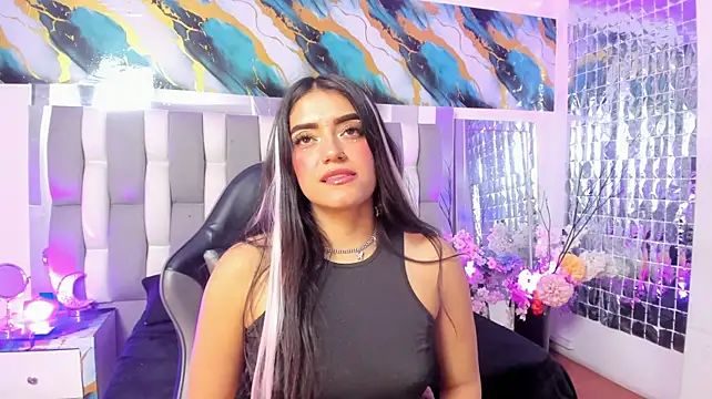 IsaDiiaz Adlı Modelin Canlı XXX Sohbeti