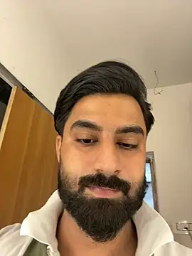 Royalboy_03's Live XXX Chat