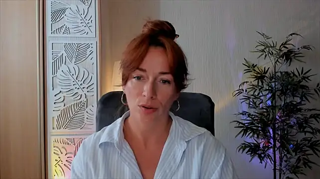 צ'אט XXX בש ידור חי של RebeccaMartinez