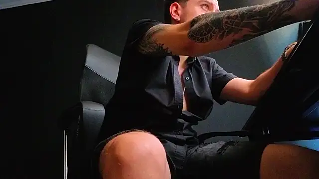 FelixStarkk live XXX chat