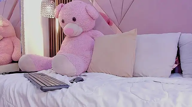 Chat XXX en directo de mia_rouxx1