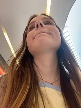 Lunabelle_ webcam show