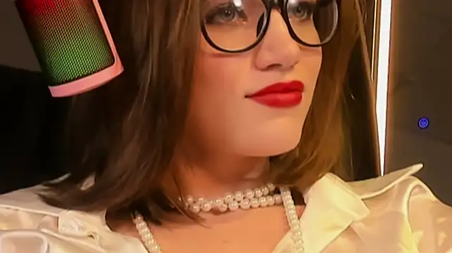 Chatroom XXX en direct de CathyAdams