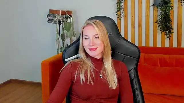 ElaraVoltage Chat XXX in diretta