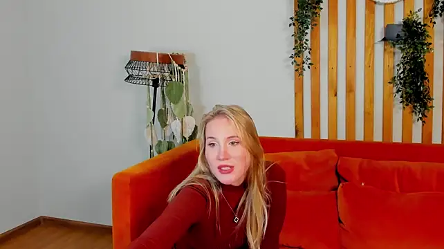 ElaraVoltage – Live XXX-chat