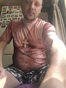 Show modela DanielOhCool na web-kameri