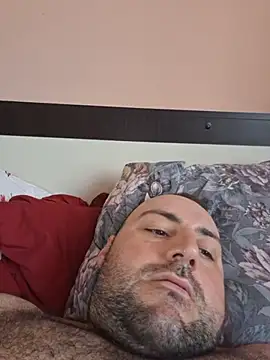 StrictBobby Chat XXX live
