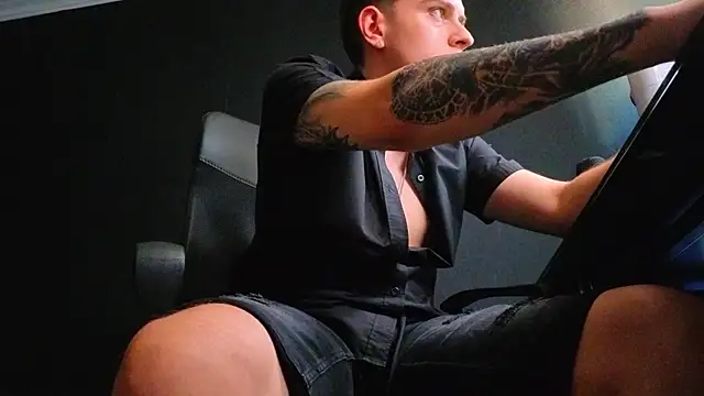 FelixStarkk's Live XXX Chat