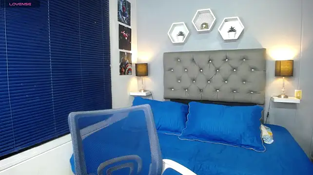 xxx_thesupercum_ Шоу с уебкамера