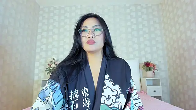 NatsumiHun Chat XXX live