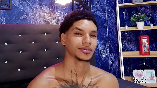 kai_storm77 élő XXX-chatje