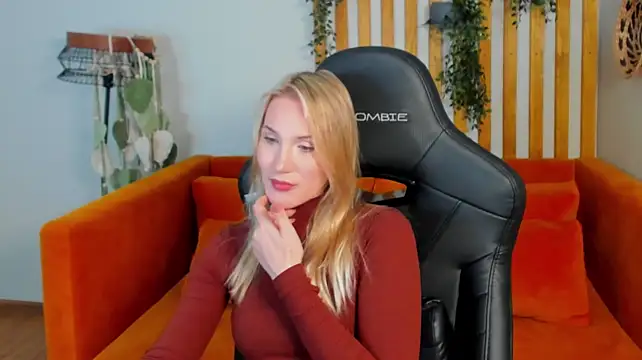 ElaraVoltage Chat XXX in diretta
