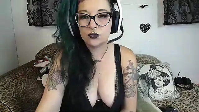Missy-Dee Chat XXX live