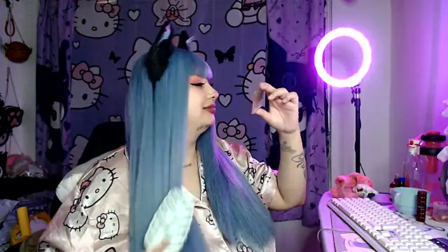 lussyevans24's Live XXX Chat