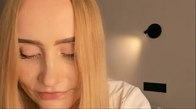 KimikoFolwell Live XXX-Chat