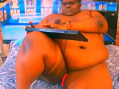 Chat +18 de EbonyHotBuns ao vivo
