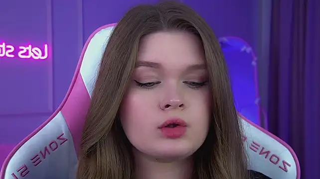 CrystalLyons 라이브 XXX 채팅