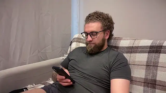 Bear_bear_ Show Webcam