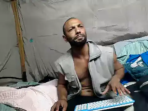 Camodick 在線直播表演