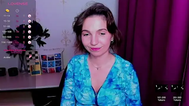 KindHazelHere_ élő XXX-chatje