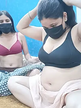 Sangitalive Adlı Modelin Canlı XXX Sohbeti