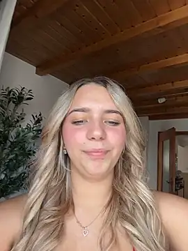 Naomi-Kleinn Live XXX chat