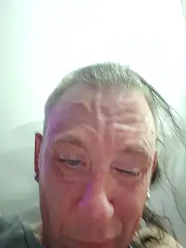 jjdirty6996: διαδικτυακό σόου στην κάμερα