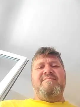 mariusSingur – webcam-show