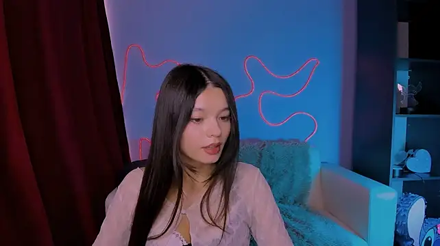 itscharlliee Chat XXX in diretta