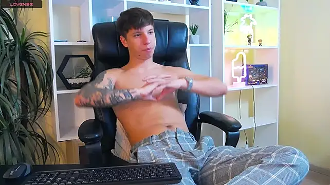 Онлайн чат XXX ThomasEdisonn