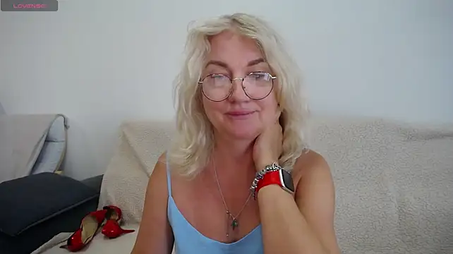 Blond_Woman Live XXX Chat