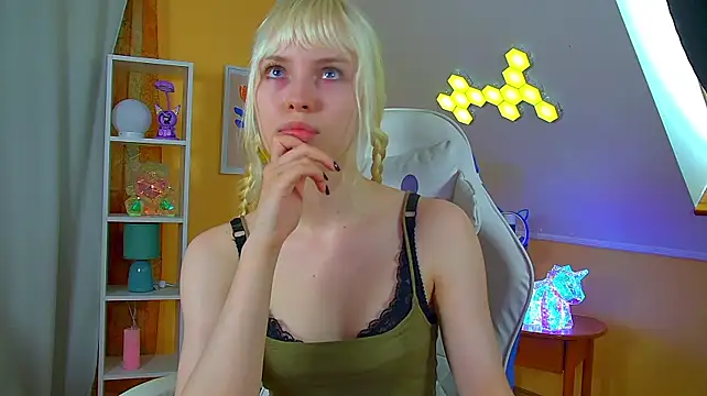 دردشة HannahHollis الجنسية المباشرة