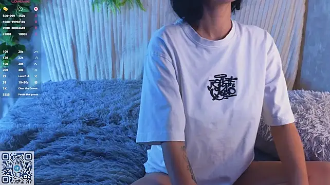 Chat +18 de VesperSolace ao vivo
