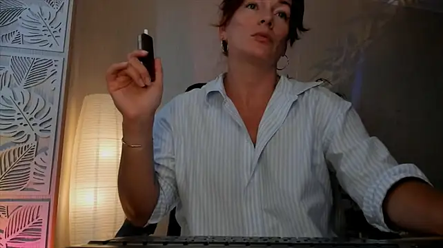 RebeccaMartinez live XXX chat
