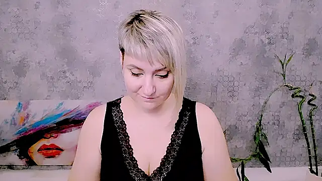 Djullian Live XXX chat