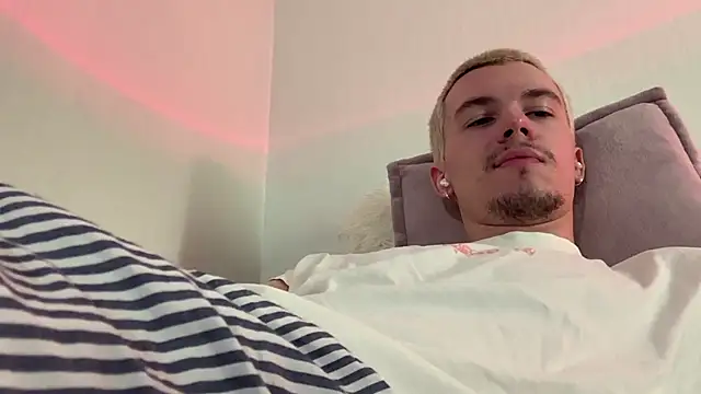 Czat XXX na żywo – Jeremy1Scott