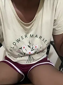 Chat +18 de Poonam-Ray ao vivo