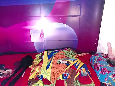 KeysyCFire webcam show