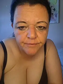 BlacReign's Live XXX Chat